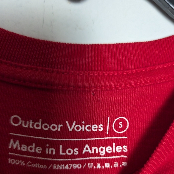 Outdoor voice long sleeve shirt red you can't spell love without OV sz S - Picture 4 of 8